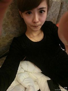 七星拱月采集到美女