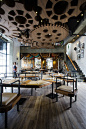 Villa De Bear By party / space / design