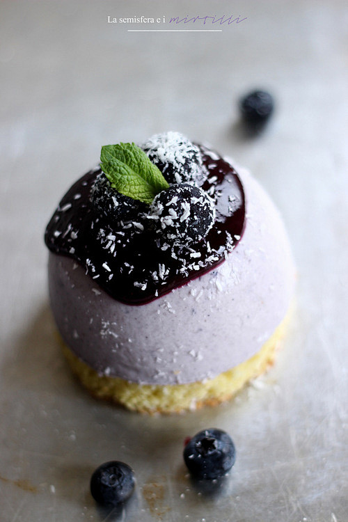 Parfait with blueber...