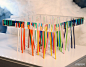 Emmanuelle Moureaux设计的名为Shibafu的桌子，由56根彩色柱子组成，层在DESIGNTIDE 2009上展示过，用这桌桌子吃饭，菜肴即使简单恐怕也会胃口大增。http://t.cn/zOwivUw