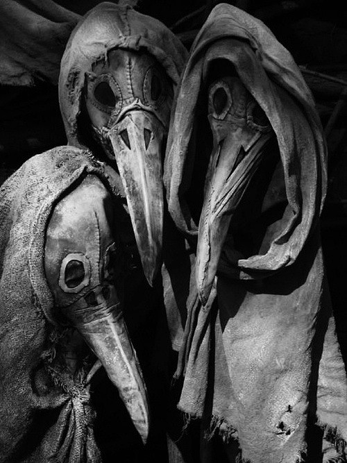 “Plague doctor” 瘟疫医生...