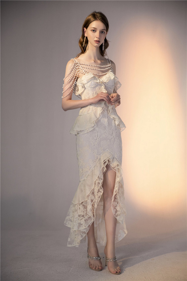 Wardrobes by chen年会裙...