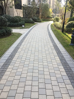 YAya85采集到路沿石