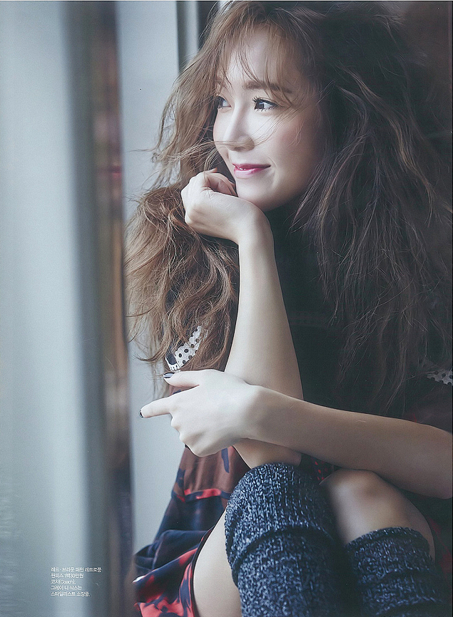 CeCi 10月号Jessica的清爽画...