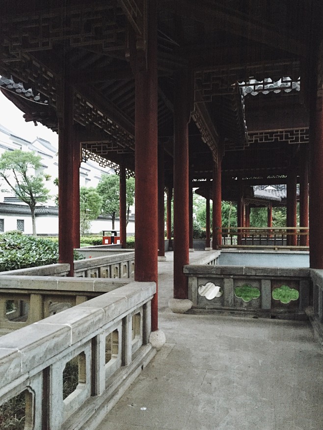 得园的亭子#手机摄影# #iphone摄...