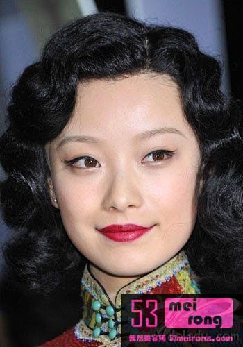 眼尾很重要上扬眼尾让你的眼睛看起来更大