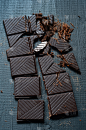 黑巧克力,垂直画幅,褐色,无人,巧克力,小吃,黑色,甜点心,坏掉的,甜食