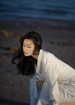 @大V宝剑 ⇐点击获取更多 壁纸 美图 桌面壁纸 分镜 摄影 生活摄影 服饰摄影 美食摄影 花艺摄影 动物 名画 风景 动漫