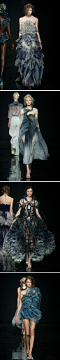四款渐变飘逸的礼服，来自华裔设计师Yin Yiqing（殷亦晴）第一次在巴黎时装周上的设计，轻盈透薄的材质，镂空梦幻，多层次的设计，飞扬的裙摆别具风情。@潮混搭