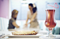 Sweez - Sweet & Freezing : Open a modern business, that allied gastronomy and redemption of weakened values. This is the idea behind Sweez. From decor to uniforms, everything is allusive to the nostalgic 1950's in Sweez, name originated at the junctio