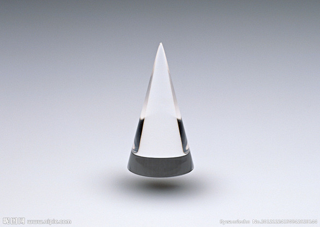 水晶圆锥体