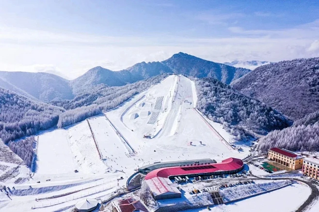 关于神农架滑雪场热点咨询回答