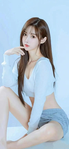 雪中送炭大哥采集到性感美人儿