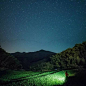 ▹住在山里，以泉为伴；听着蛙声，睡在夏夜。祝大家晚安。@秘境山乡生活 #中国最美的民宿#K夏夜 2杭州·桐庐莪山秘境山乡生活 ​​​​