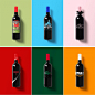 如果知名的品牌是生产葡萄酒，那么它们的酒瓶上展示它们的标志会是什么样呢？
下面就是想象的创意设计师 Tom le French与他的99个葡萄酒项目。
他用谷歌的颜色创造了酒瓶，麦当劳、色卡、苹果、宝丽来、迪斯尼、鳄鱼、亚马逊、星球大战和许多其他大牌。
