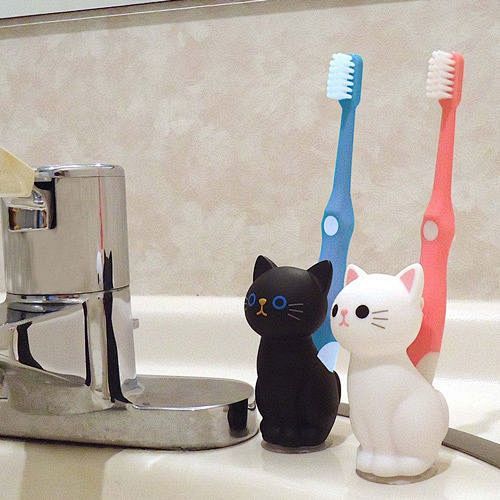 Cat Toothbrush Stand...