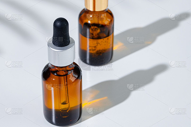 油性皮肤保湿棕色玻璃瓶，带吸管