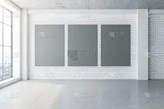 内饰简约主义，墙上有三幅空白海报，还有大都市的景观。3D渲染