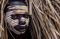 奥莫河谷部落人体艺术彩绘-他们通过自己的脸和身体变成一件艺术品---酷图编号1083611