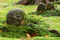 Yusei-en Garden of Sanzen-in Temple : Sanzenin Temple (三千院) is the main attraction of the rural town of Ohara, which is located about an hour north of central Kyoto. The approach from Ohara bus stop to Sanzenin is lined with shops and restaurants catering