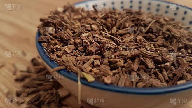 缬草根的特写