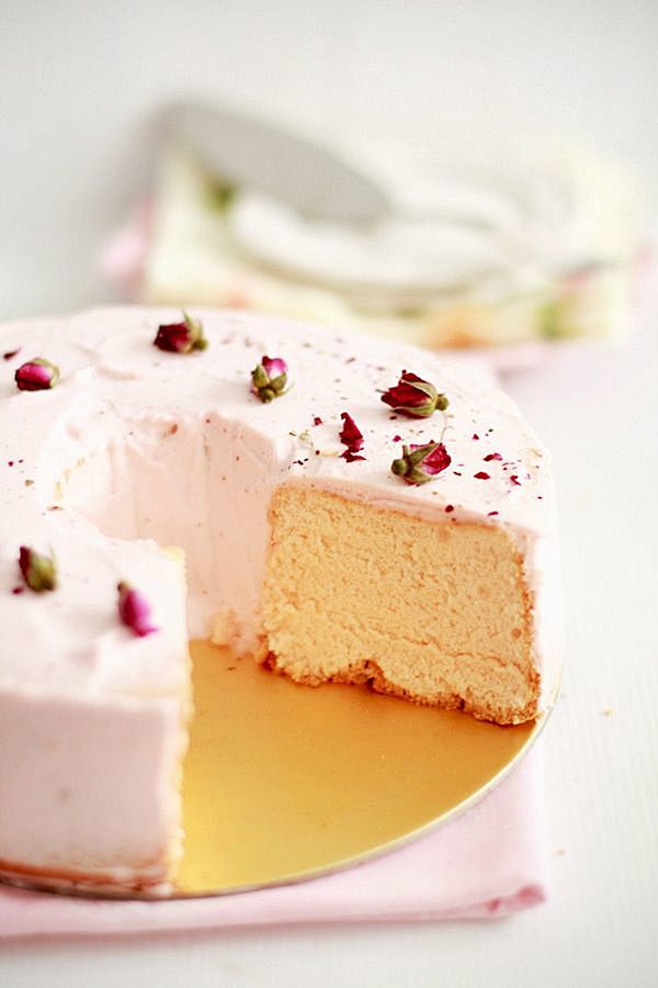 Rose Chiffon Cake......