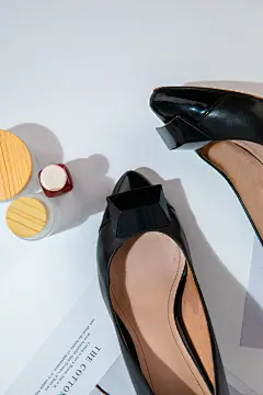 黑色高跟鞋鞋子鞋女鞋摄影图