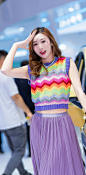 颜值车模湘盈  CR#聆听街拍 (1)
