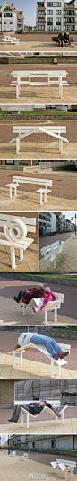 設計物語LAI：#景观物语#公共座椅“改造” / Jeppe Hein。丹麦艺术家Jeppe Hein在比利时完成了一系列主题为“街头板凳”的户外座椅设计。这些设计充满了对普通座椅的趣味性解读，重新定义了户外休息板凳的用途与其形式。它们刺激人们从正常化的日常行为道具中体验到出人意料的感受。http://t.cn/zWvu5Qq
