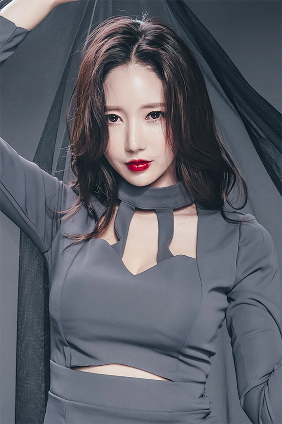 Lee seo-a°┊都市摩登名媛冷艳诱惑镂空裙