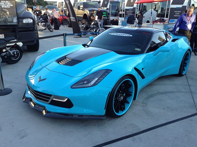 Wide-body C7.