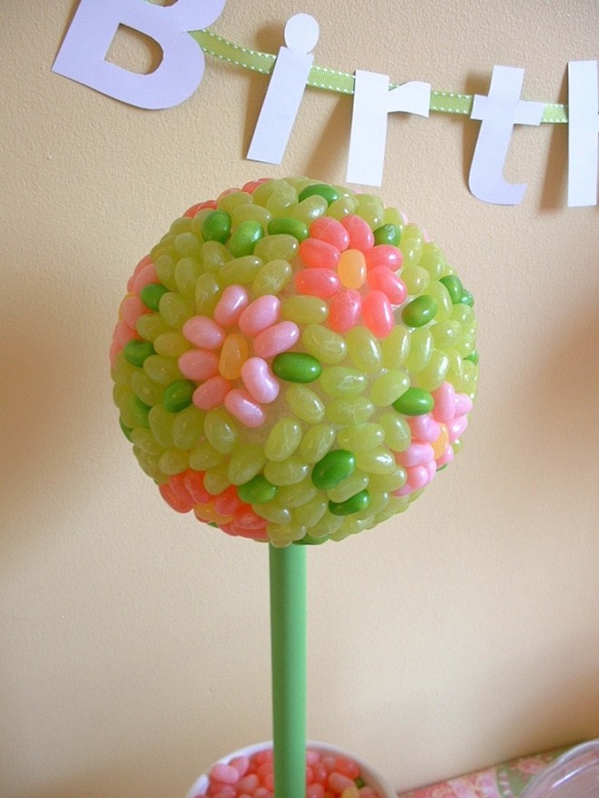 Jellybean Topiary DI...