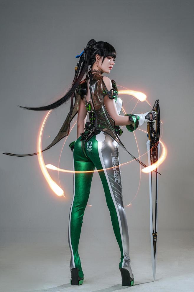 剑星女主Eve Cos（via ...@游民星空的动态