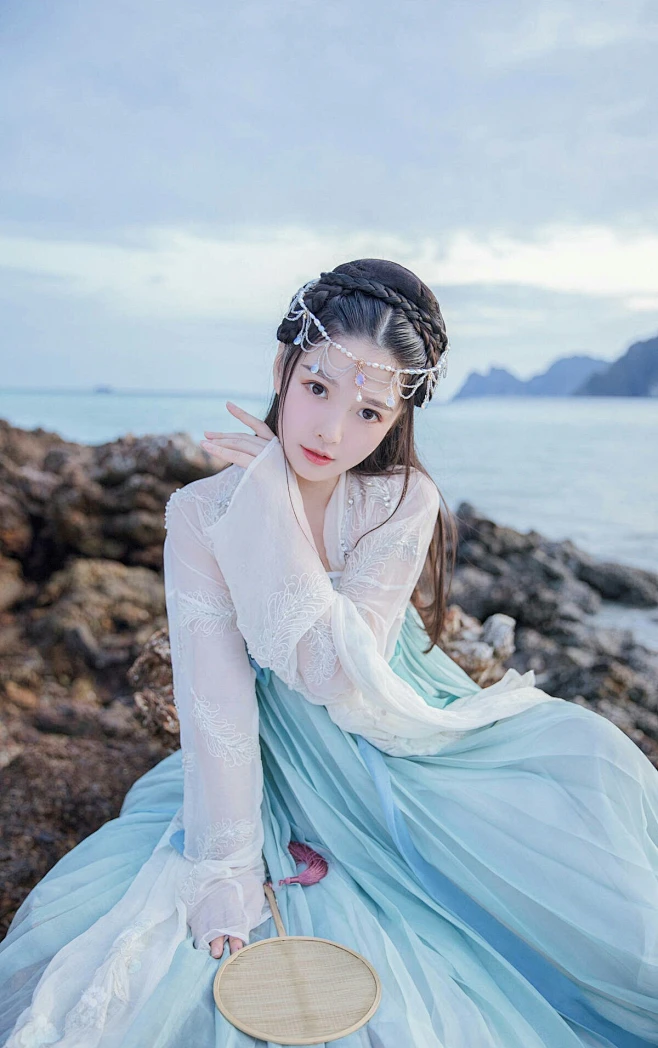 钟漫菲内的花瓣采集图片-丢了钥匙的锁