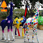促销户外彩绘玻璃钢雕塑卡通长颈鹿造型动物景观园林小品厂家直销