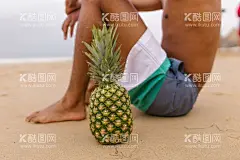 菠萝图片  - 源文件下载【酷图网】凤梨,菠萝,热带水果,金砖凤梨,应季水果,绿色水果,鲜果,生鲜,农产品,菠萝种植,凤梨种植,菠萝图片,菠萝纹理,菠萝特写,绿色菠萝,菠萝海报,菠萝促销,水果店菠萝,美味菠萝,有机菠萝,菠萝上市,菠萝熟了,新鲜菠萝