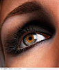 漂亮的眼睛浓妆烟熏妆外国女模特眼睛特写