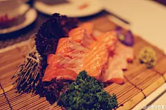 小新插画1247551890图片墙 上音附近，一家比较私密和僻静的餐厅。日本名厨富田雅也， NOBU 首席甜品￿a5c2192jw1ep2dur20gpj218g0tm7do.jpg