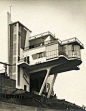✨From Deco to Atom✨ Villa Monzeglio, Colinas de Bello Monte, Caracas. Antonio Montini, 1953.