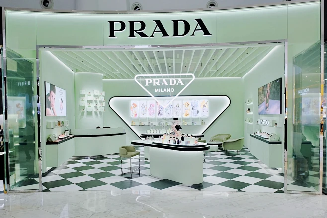 湖南首家PRADA香水美妆店今日亮相百盛美妆-花瓣网