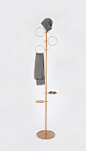 Glaubi minimal coat hanger by Diiis