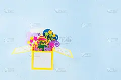 生日快乐手工弹出纸制贺卡。明亮的明信片与3D纸图的礼盒与生日蛋糕，礼物，气球和烟花内在蓝色的背景。本