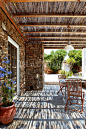 - outdoor living - 发现啦！