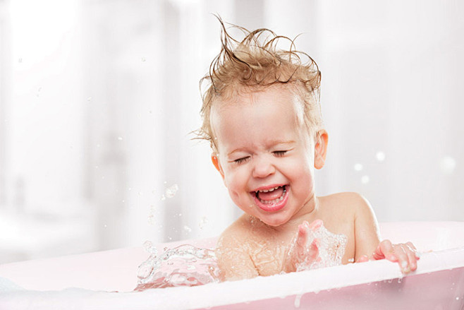 洗澡的可爱宝宝高清摄影图片 - 素材中国...