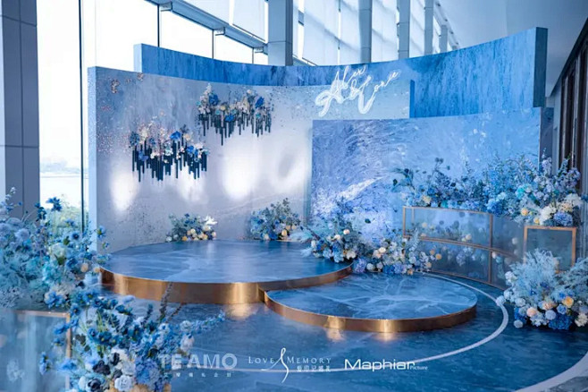 星空元素与水晶完美结合的蓝色沉浸式婚礼-...