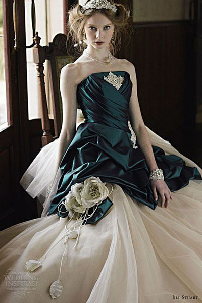 Jill Stuart 2012婚纱系列...