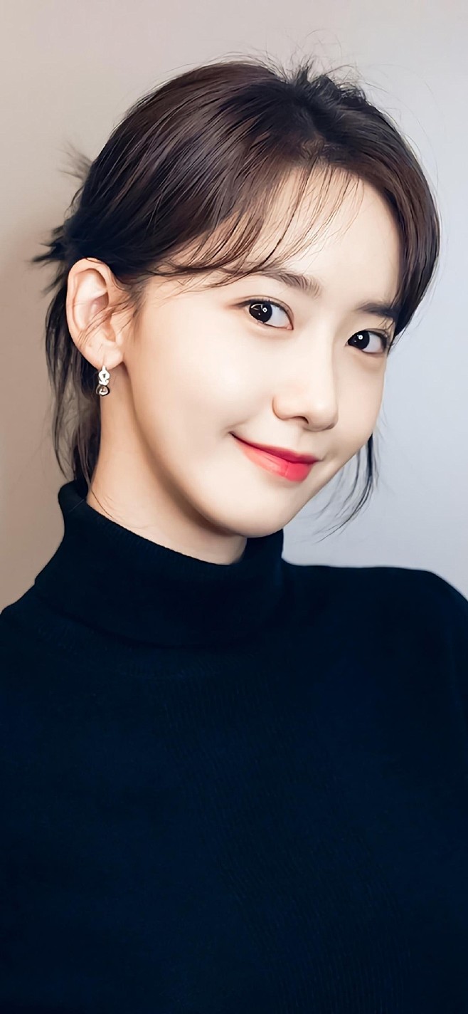 grace-花榴莲转采于2021-02-19 17:43:51韩国明星林允儿高清手机壁纸