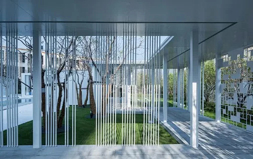 大道至简之白色空间法则绿地香港61无锡西水晶舍示范区白色是世界上