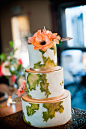 How To Create A Wow Factor Wedding Cake | Bridal Musings Wedding Blog 4