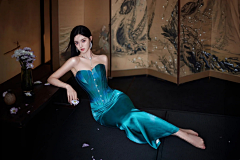 LH-Zhi采集到美人儿